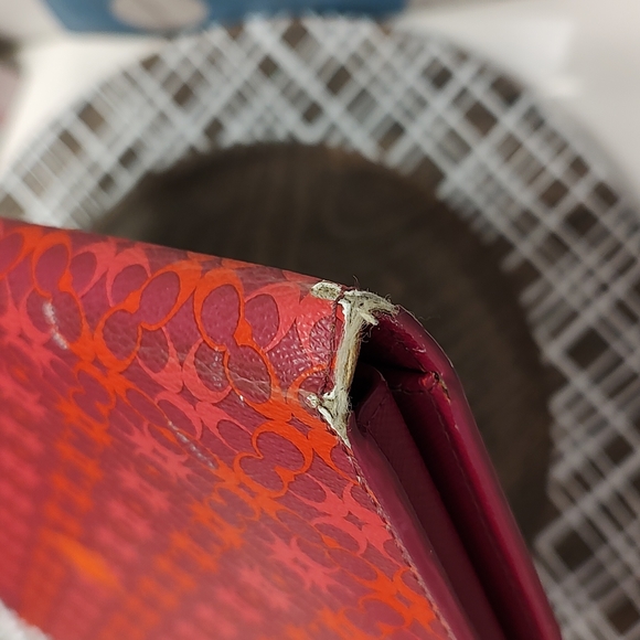 🥰UC Coach Brand Signature Monogram Leather IPOD/Tablet Case, Hot Pink/Purple - Picture 8 of 12